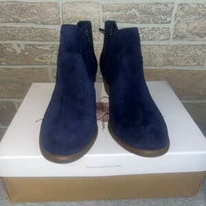 Jessica Simpson  Deonne Navy Suede Ankle Boots size 8M